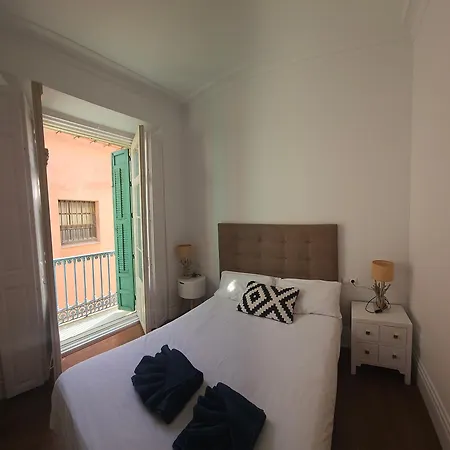 Chic Casa Cathedral At Calle Fresca 2-bedroom In City Center Apartmán